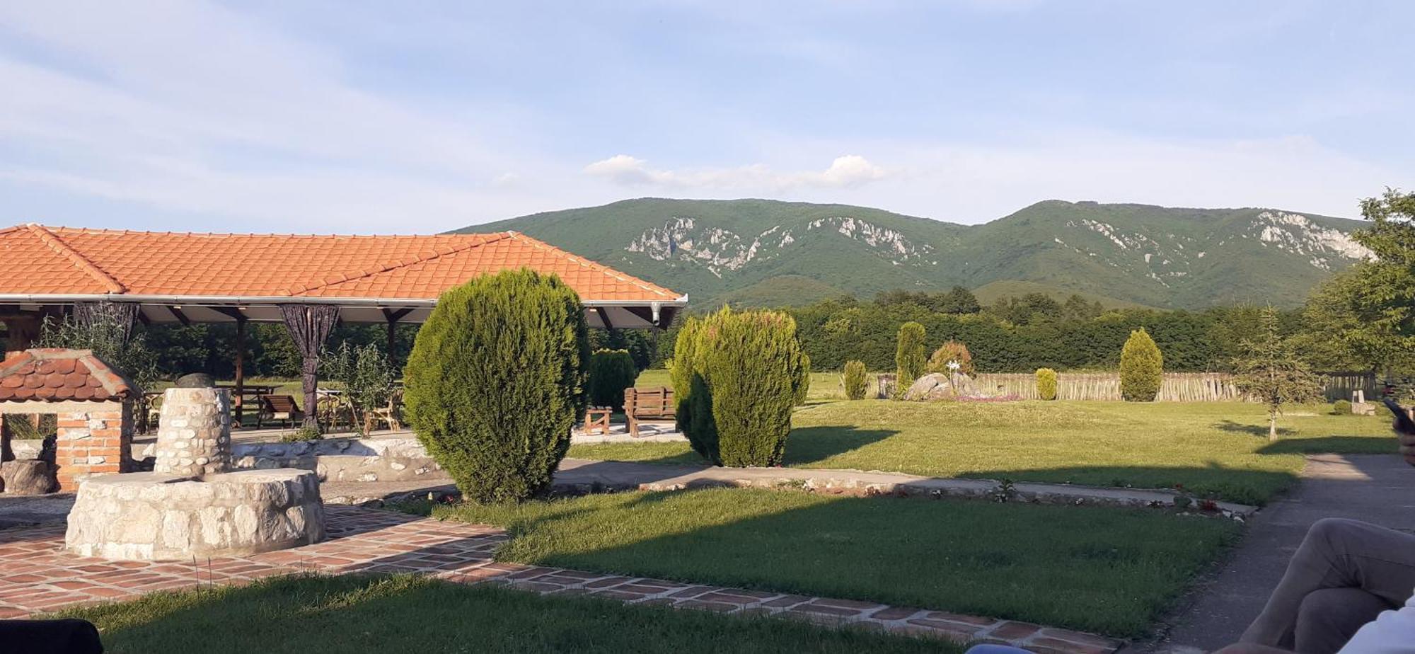 Bistricki Mir 1 Appartement Petrovac na Mlavi Buitenkant foto